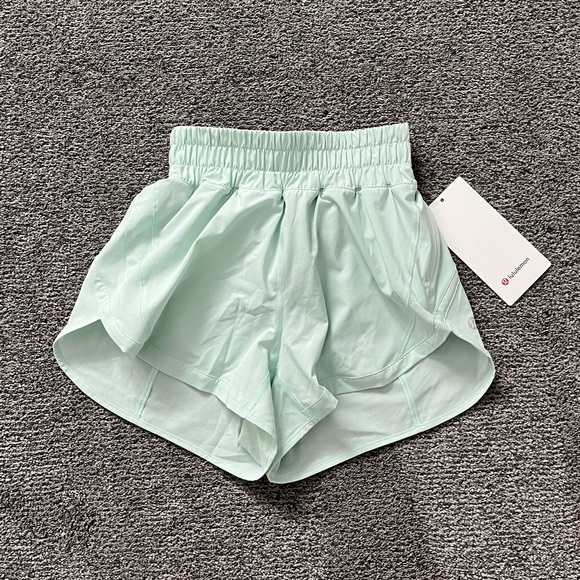 Lululemon Track That High-Rise Lined Short 3” - Picture 1 of 2